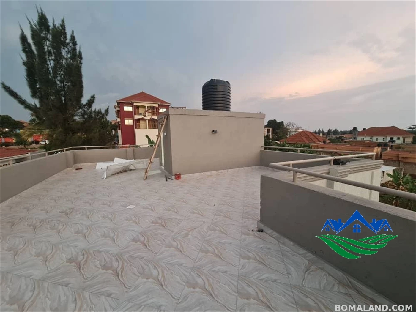 6 bedroom Mansion for sale in Kasangati Wakiso Uganda