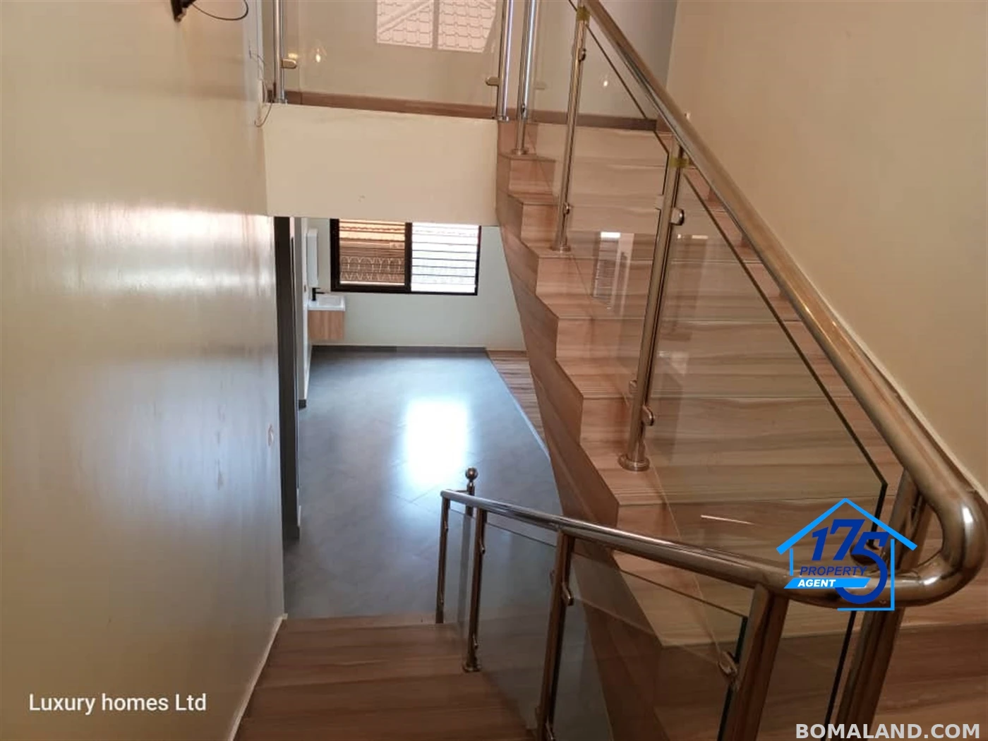 6 bedroom Duplex for sale in Kira Wakiso Uganda