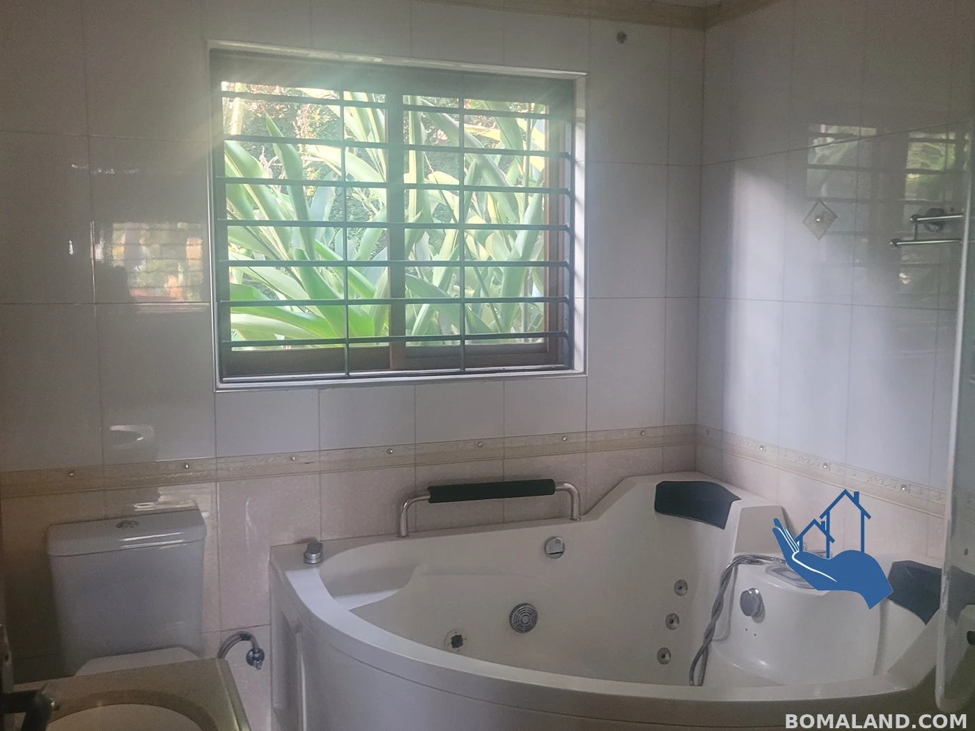 3 bedroom Bungalow for rent in Buziga Kampala Uganda