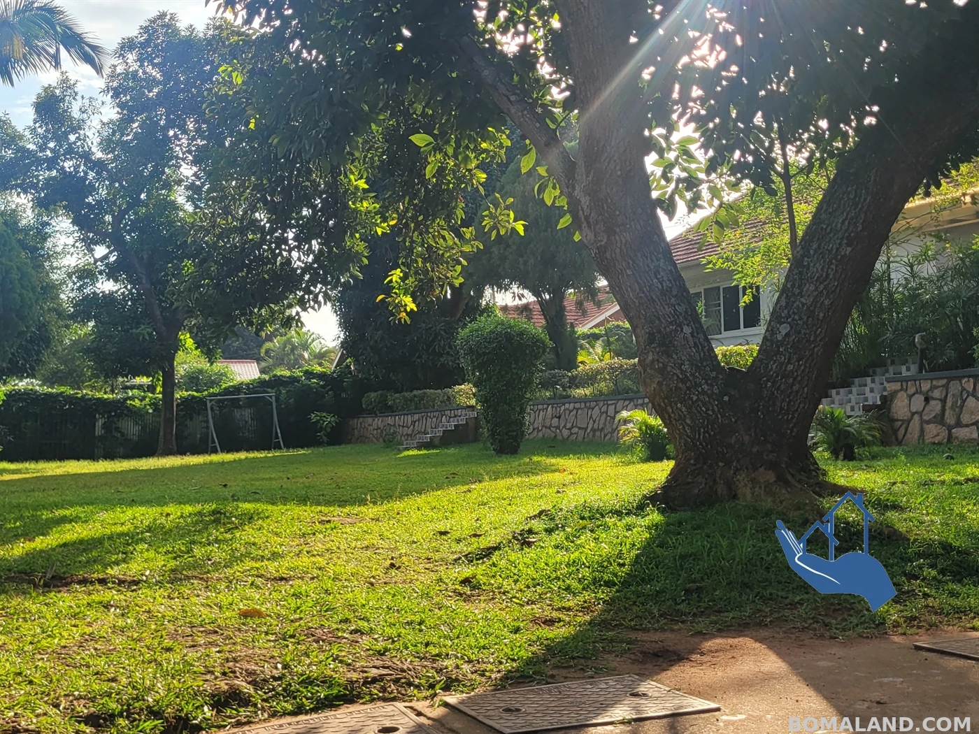 4 bedroom Bungalow for sale in Muyenga Kampala Uganda