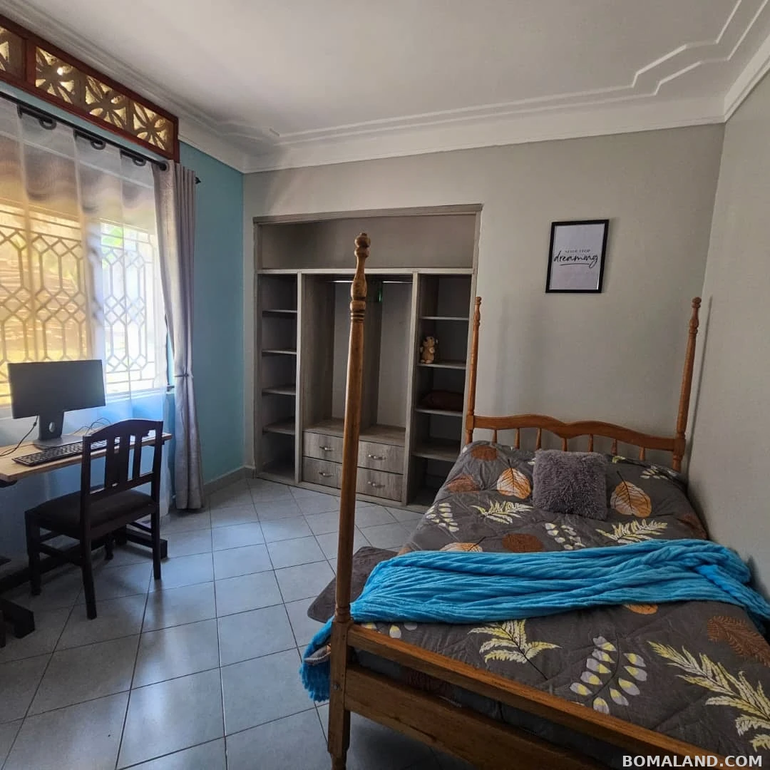 3 bedroom Bungalow for rent in Muyenga Kalungu Uganda