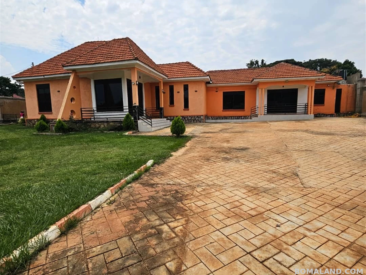 4 bedroom Bungalow for sale in Nkumba Wakiso Uganda