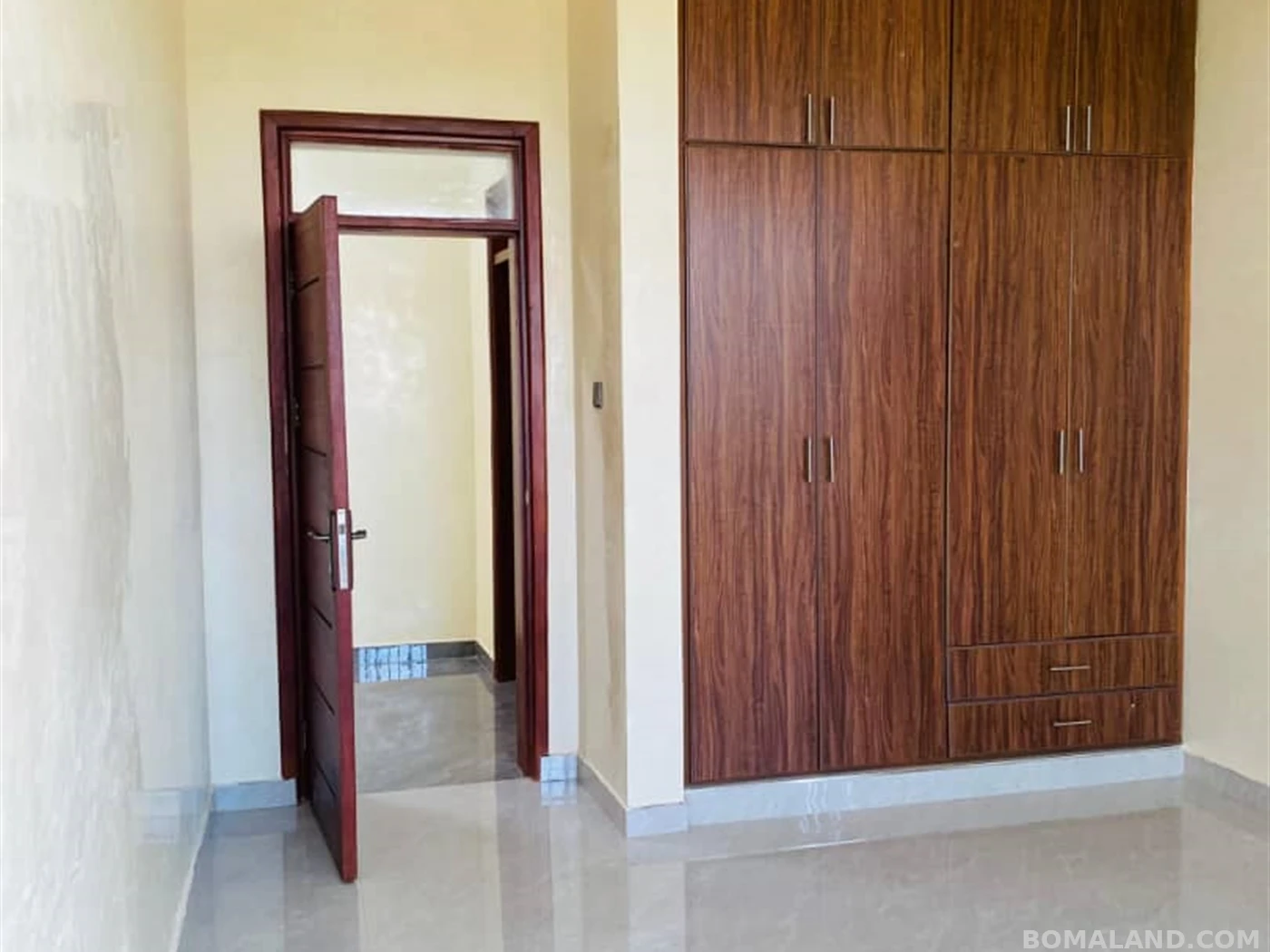 7 bedroom Mansion for sale in Kigo Kampala Uganda