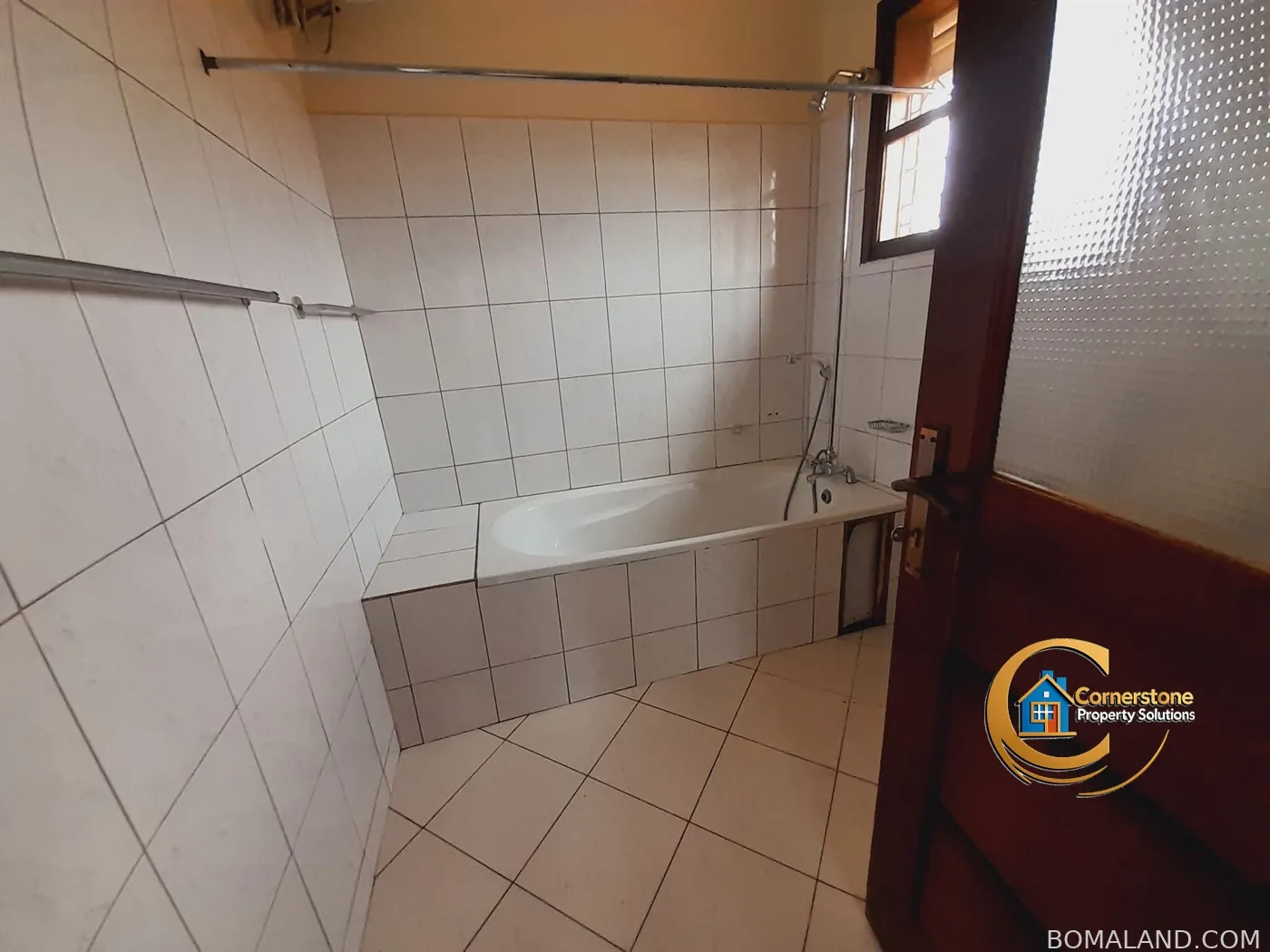 4 bedroom Storeyed house for rent in Bbunga Kampala Uganda