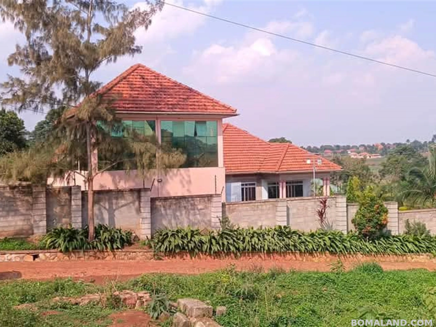 6 bedroom Bungalow for sale in Nakweelo Wakiso Uganda