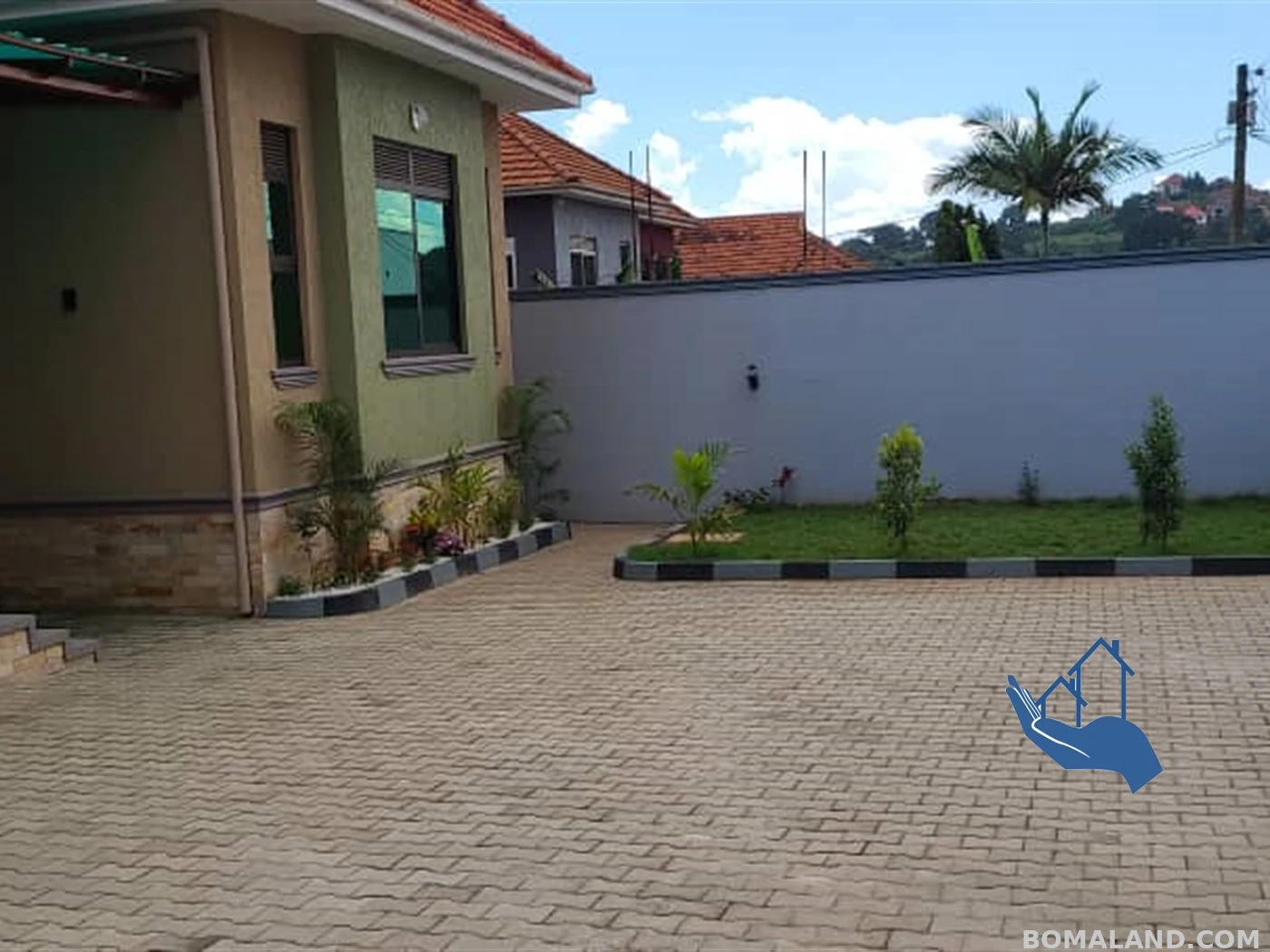 4 bedroom Bungalow for sale in Kitende Wakiso Uganda