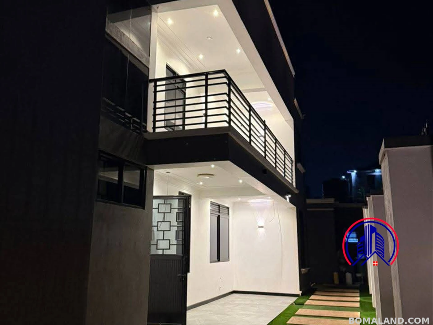 4 bedroom Storeyed house for sale in Seguku Wakiso Uganda
