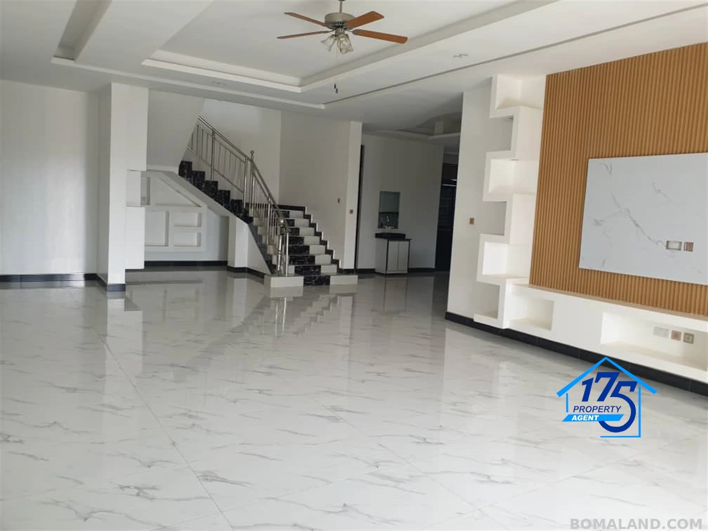 5 bedroom Duplex for sale in Najjera Wakiso Uganda